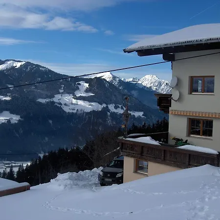 Bauernhof-ferienhaus Klocker Farmház Hart im Zillertal